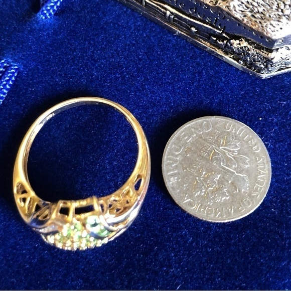 14 Karat yellow gold, green tourmaline and diamond ring signed STS size 9 - Picture 4 of 8